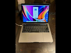 MacBook Pro (13-inch, 2019, Two Thunderbolt 3 ports